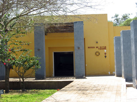 1-Entrada-al-museo
