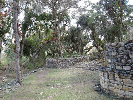 Interior-de-Kuelap