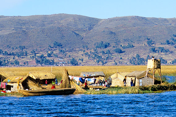 Titicaca, Los Uros Islands